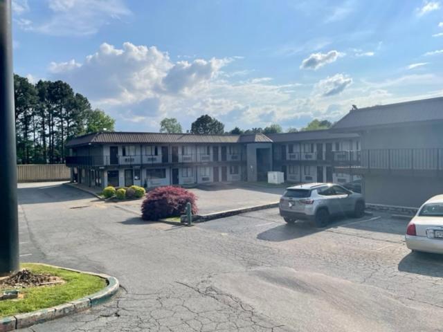 Western Inn Marietta Smyrna Exterior photo
